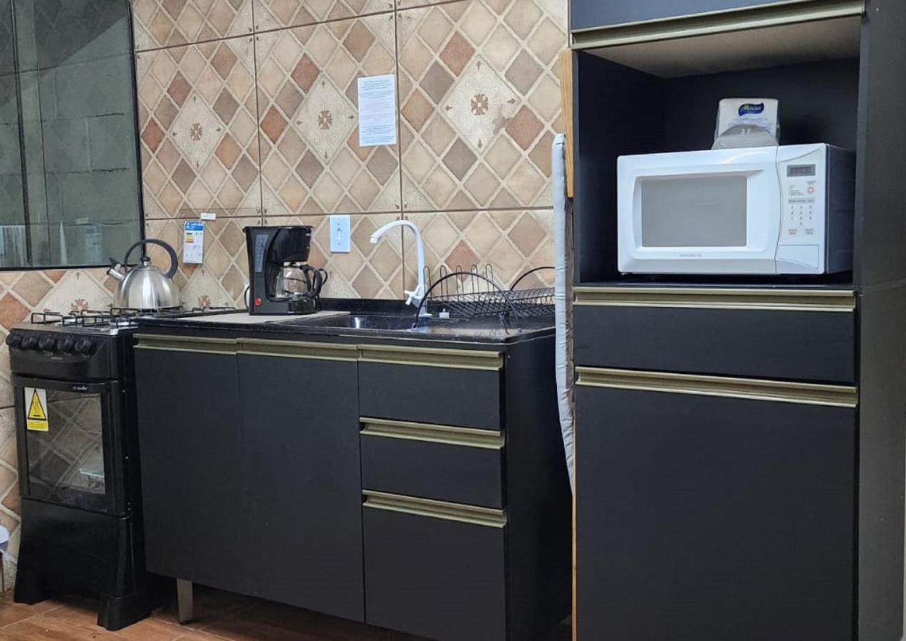 Proximo A Av Das Cataratas - Ar Condicionado - Estacionamento Privado Foz do Iguacu Ngoại thất bức ảnh